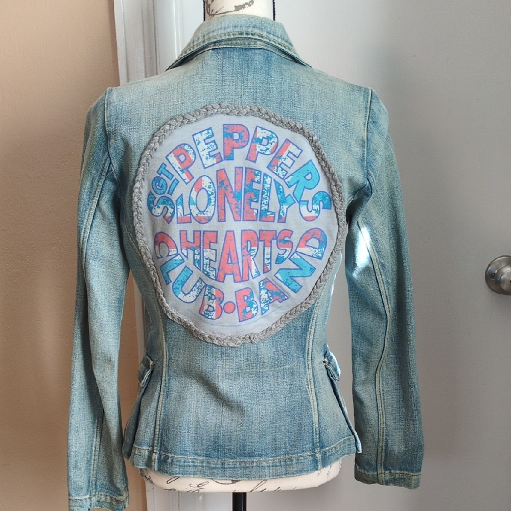 Sergeant Pepper's Beatles Jacket - image 1